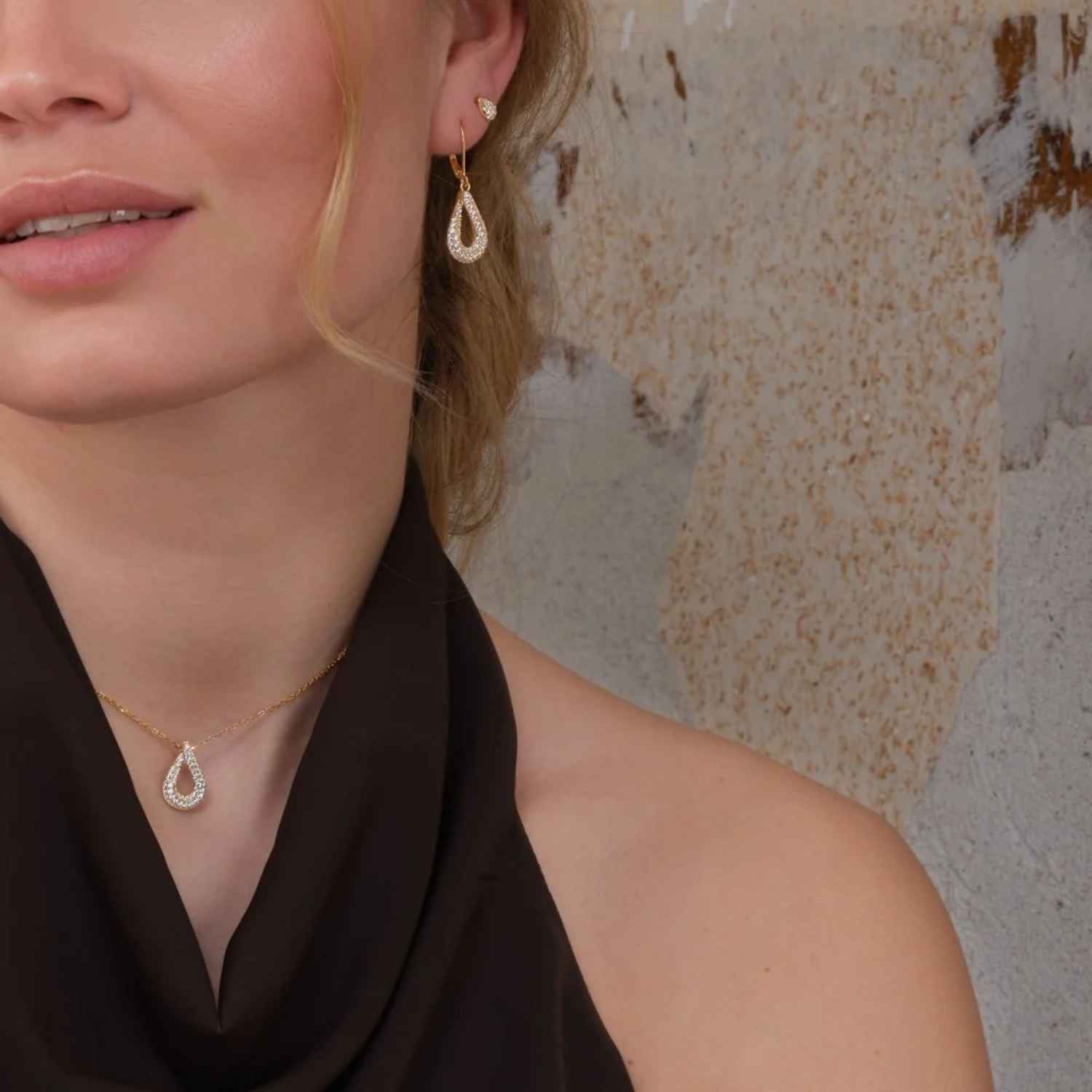 DETAIL258742